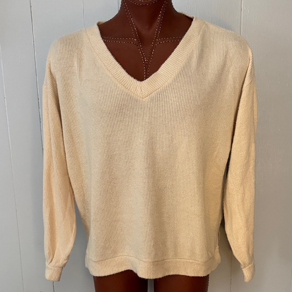 BKE Cream V-Neck Sweater